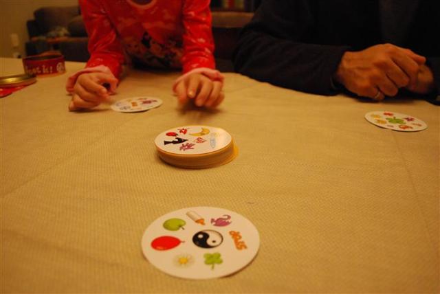 It's hard to see, but my match here is the daisy.