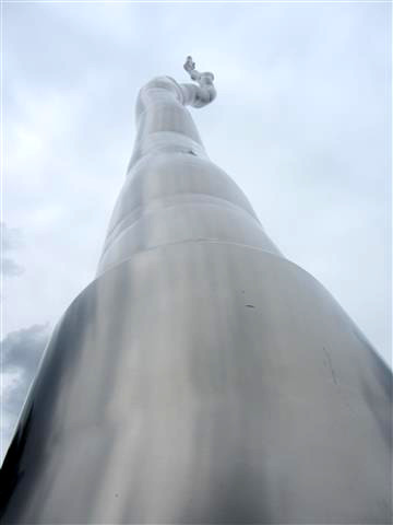 OttawaStatues17-OneHundredFootLine-NepeanPoint