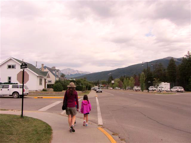 874_WalkingInJasper